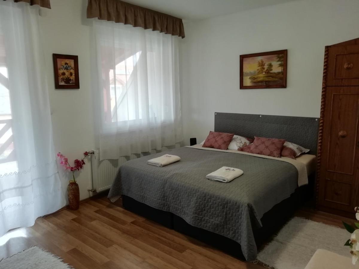 Appartement Vadasztanya Fogado à Egerszalók Extérieur photo
