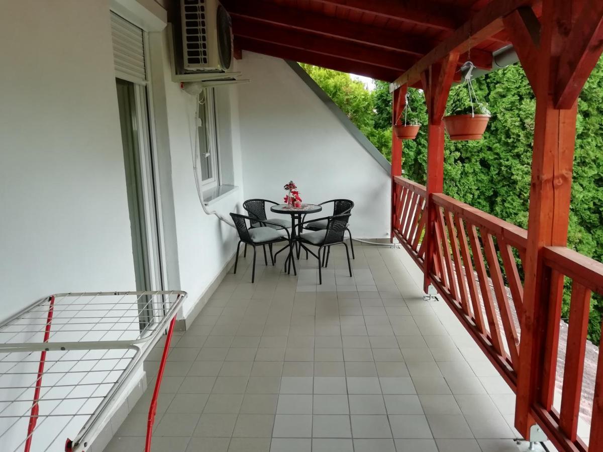 Appartement Vadasztanya Fogado à Egerszalók Extérieur photo