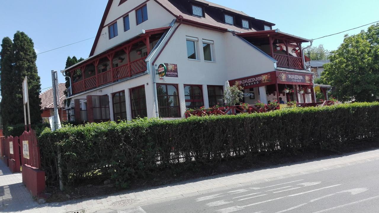 Appartement Vadasztanya Fogado à Egerszalók Extérieur photo